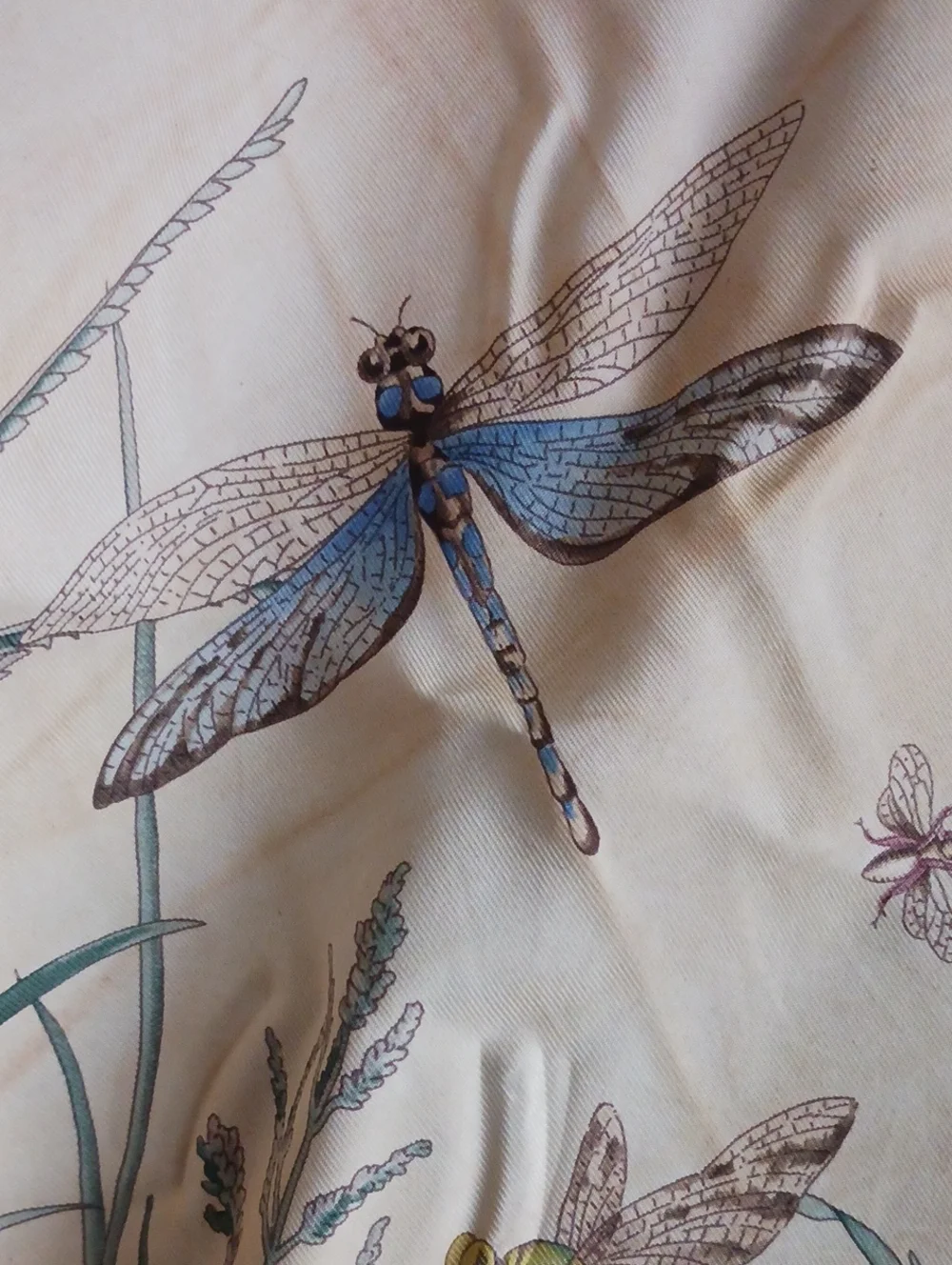 GUCCI VTG FLORAL INSECT PRINT SILK SCARF